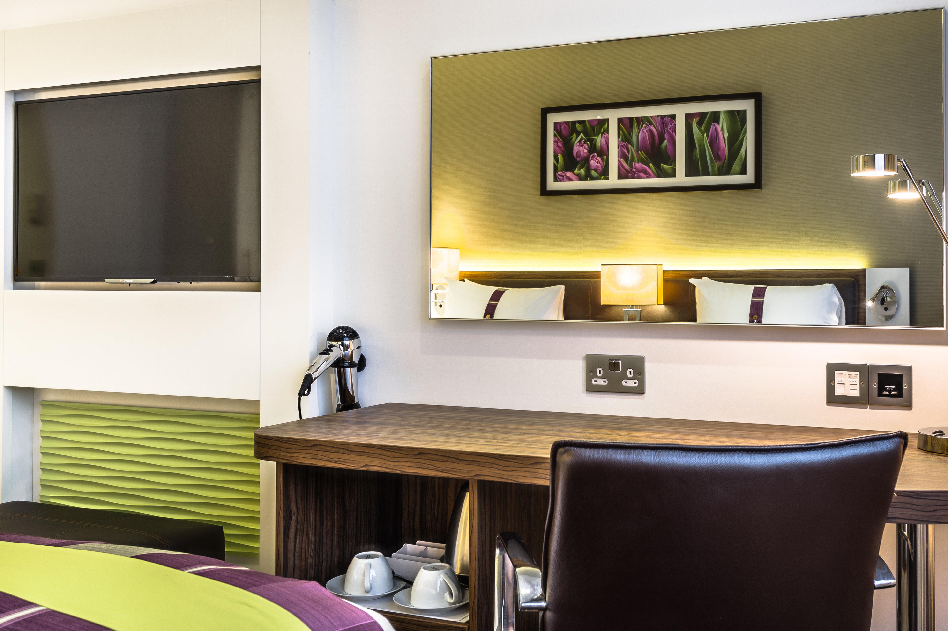 Holiday Inn London Watford Junction By Ihg Екстериор снимка