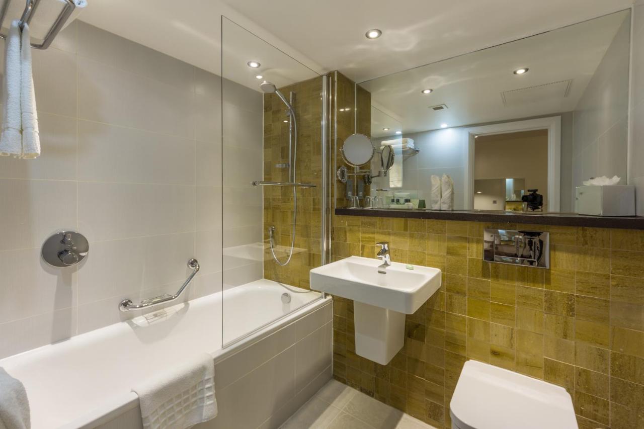 Holiday Inn London Watford Junction By Ihg Екстериор снимка